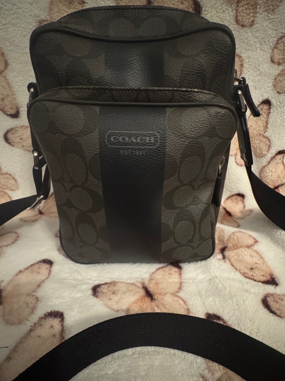 Like New Authentic Coach Messenger Bag i